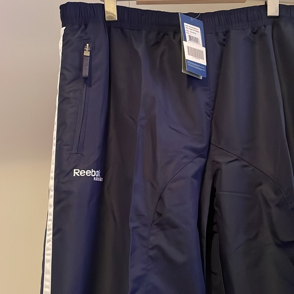 Deadstock Reebok hockey pants - Picture 2 of 6